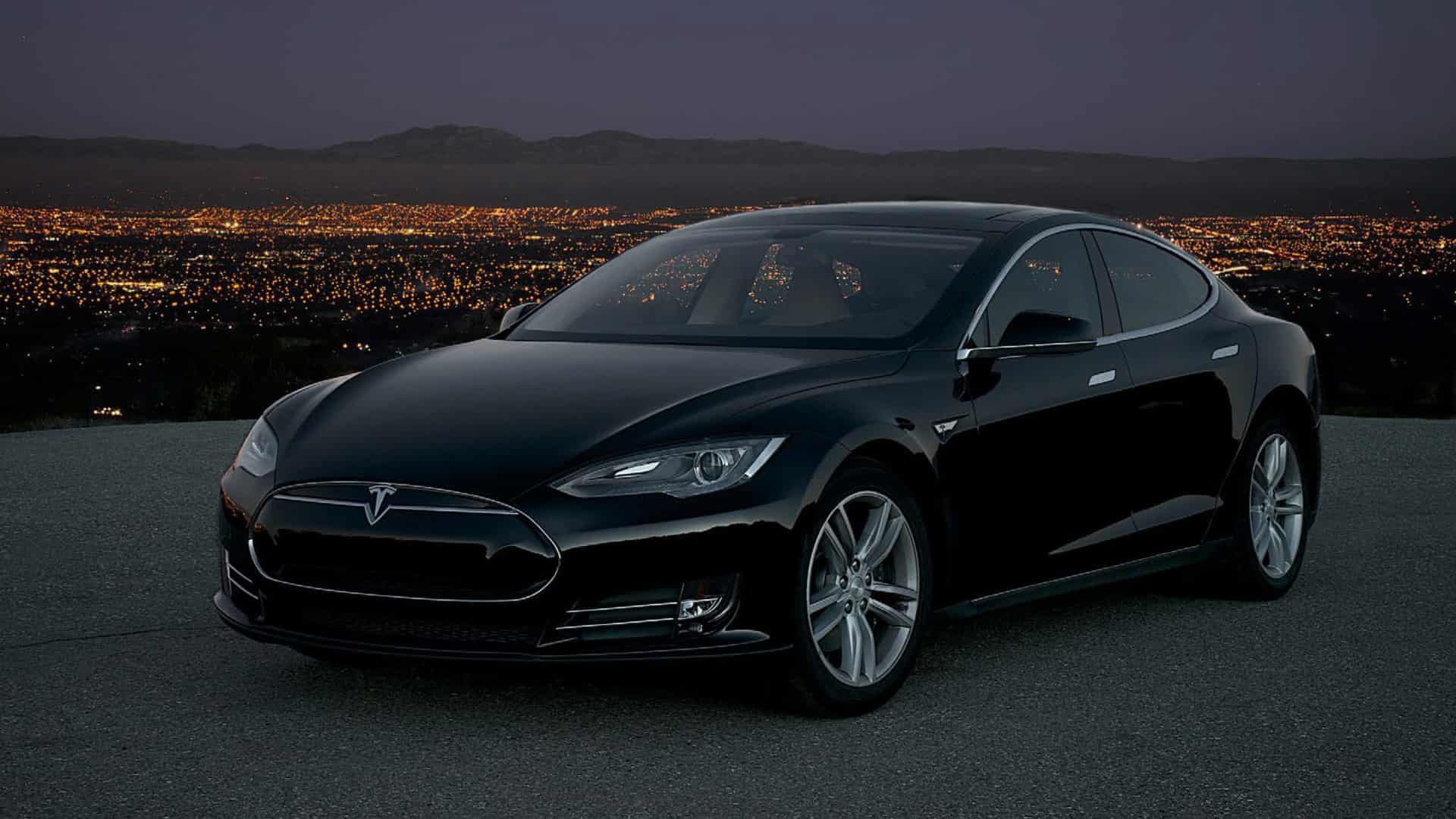 Električni model Tesla automobil