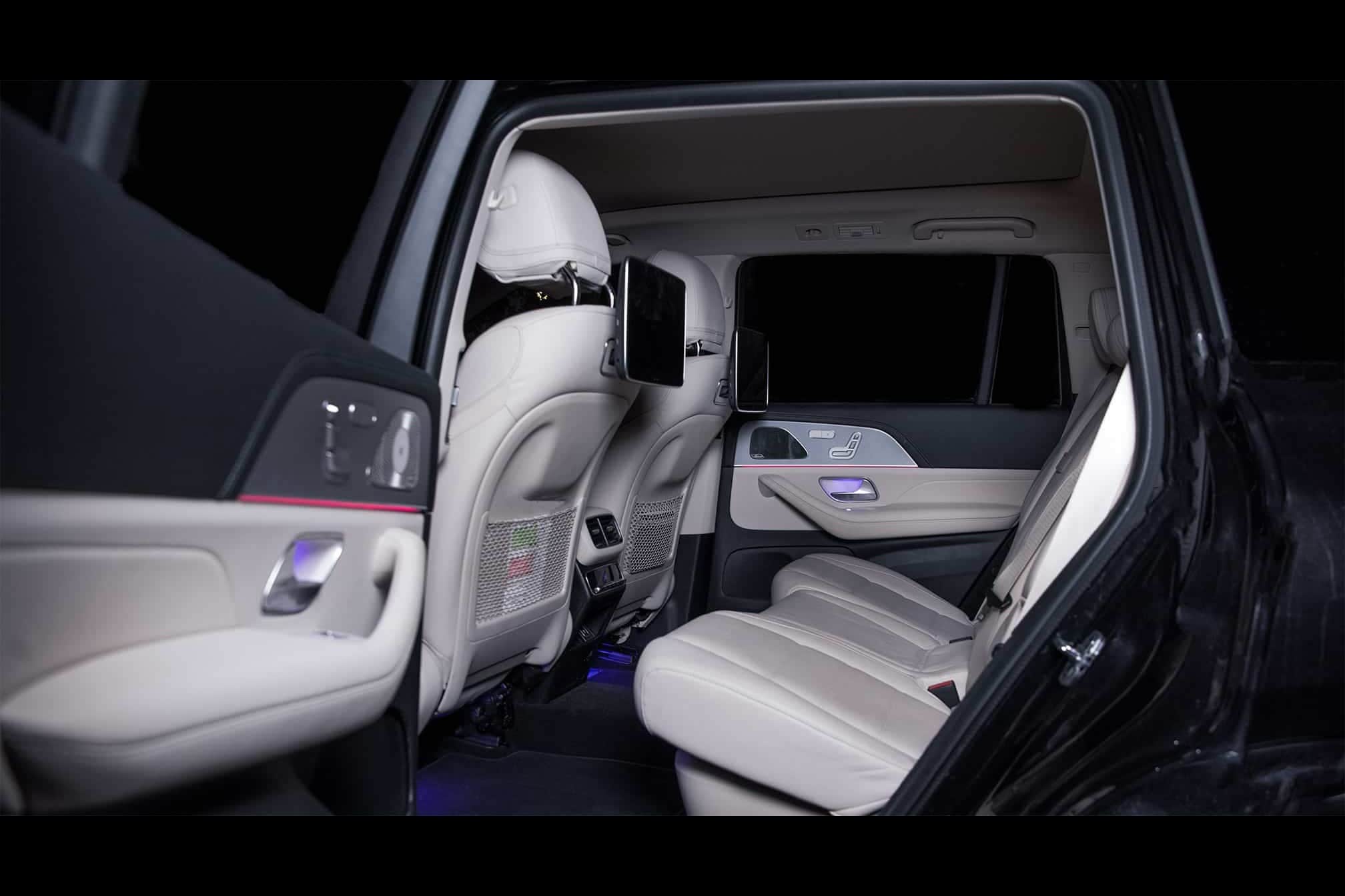 #nivo-caption1-4 Mercedes GLS Interior View Of The Passenger Back Seats With Entertainment System