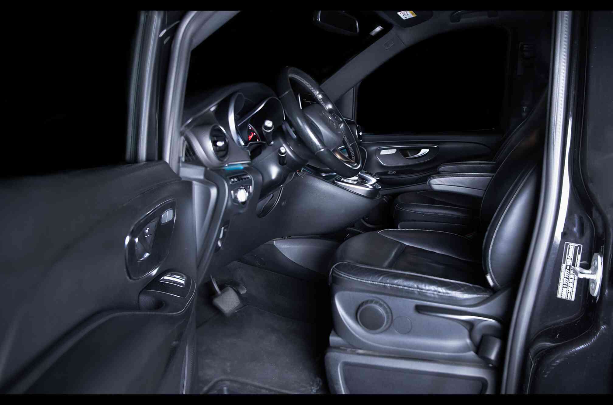 Mercedes V Class Front Seats View With The Driver Wheel